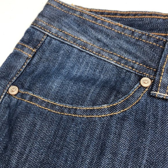 LIKE NEW TEX by Max Azria DENIM CAPRIS 27x13 AZRIA DESIGNED 😎 - Picture 4 of 10